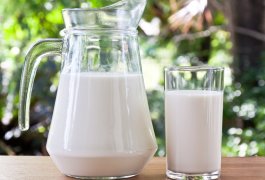 באיזה מאכלים תמצאו אותה כמות סידן כמו בכוס חלב?